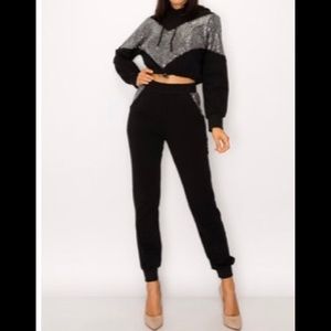 Sequin detail jogger set. Top an bottom